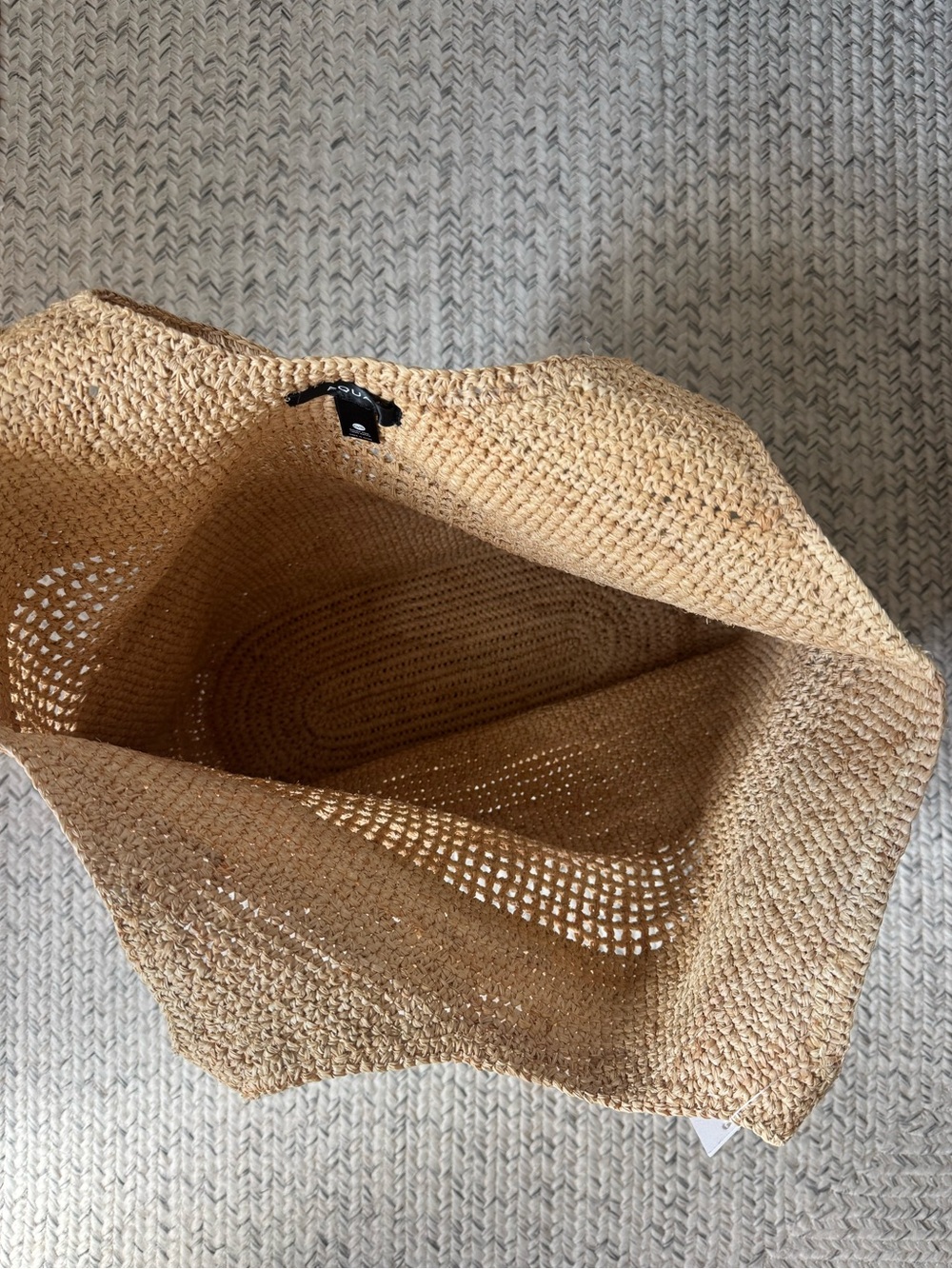 NWT Aqua Woven Straw Raffia Natural Tote Bag - Picture 3 of 4